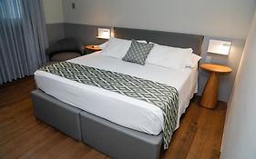 Sandri City Hotel